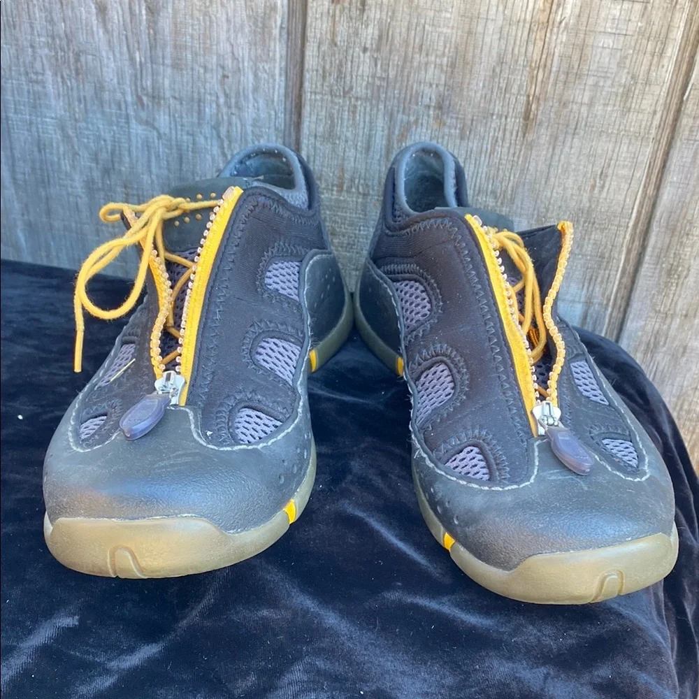 Sperry Black And Yellow Boat Shoe Sneakers Size 7.5